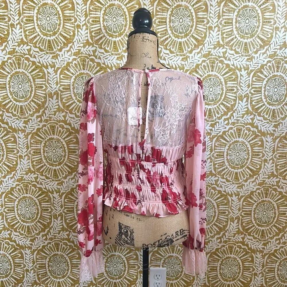 NWT Free People Daphne Floral Chiffon Lace Cropped Blouse in Romantic Combo Sz L